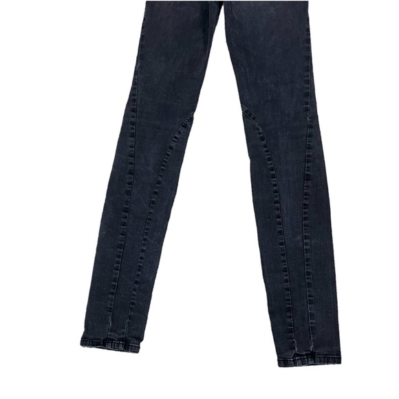 Diesel Black Skinzee-Dee Super Slim Skinny Regular Waist Jeans Size 24 Women’s - Picture 6 of 7